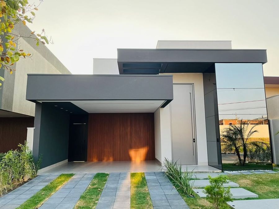 Fachada com portas em ACM, ripado e pele de vidro - ArchGlass, Cuiabá-MT